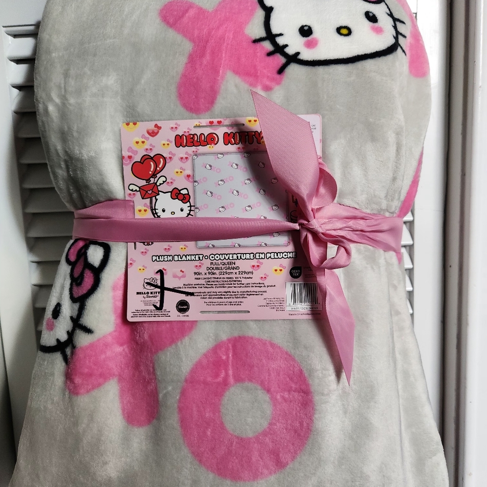 COPY - Hello kitty pink, full/ queen blanket